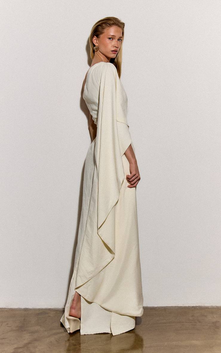 Huître Robe Longue En Satin Texturé Avec Détail De Manche