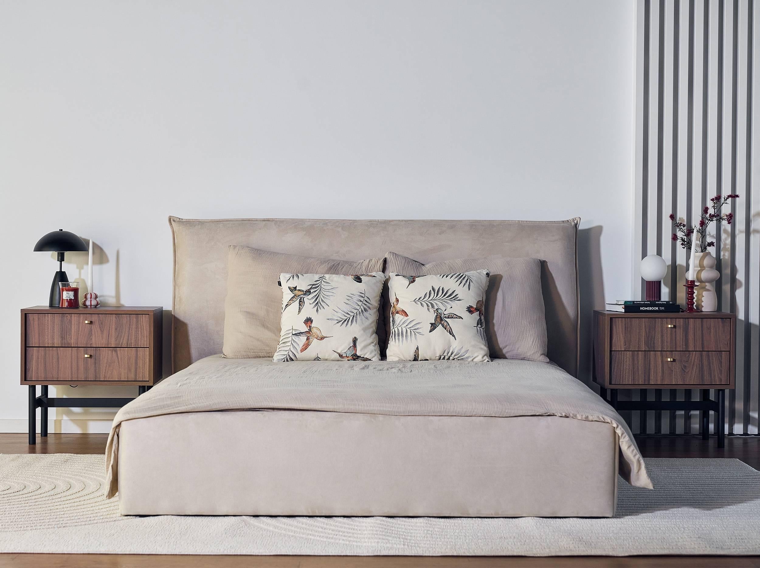 NADUVI Collection Bedframe Esmay velvet 140 x 200 cm