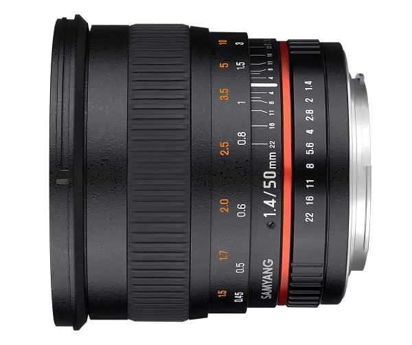 Samyang 50mm F1.4 AS UMC - SLR - 9/6 - 0,45 m - Nikon F - 5 cm -  APS-C