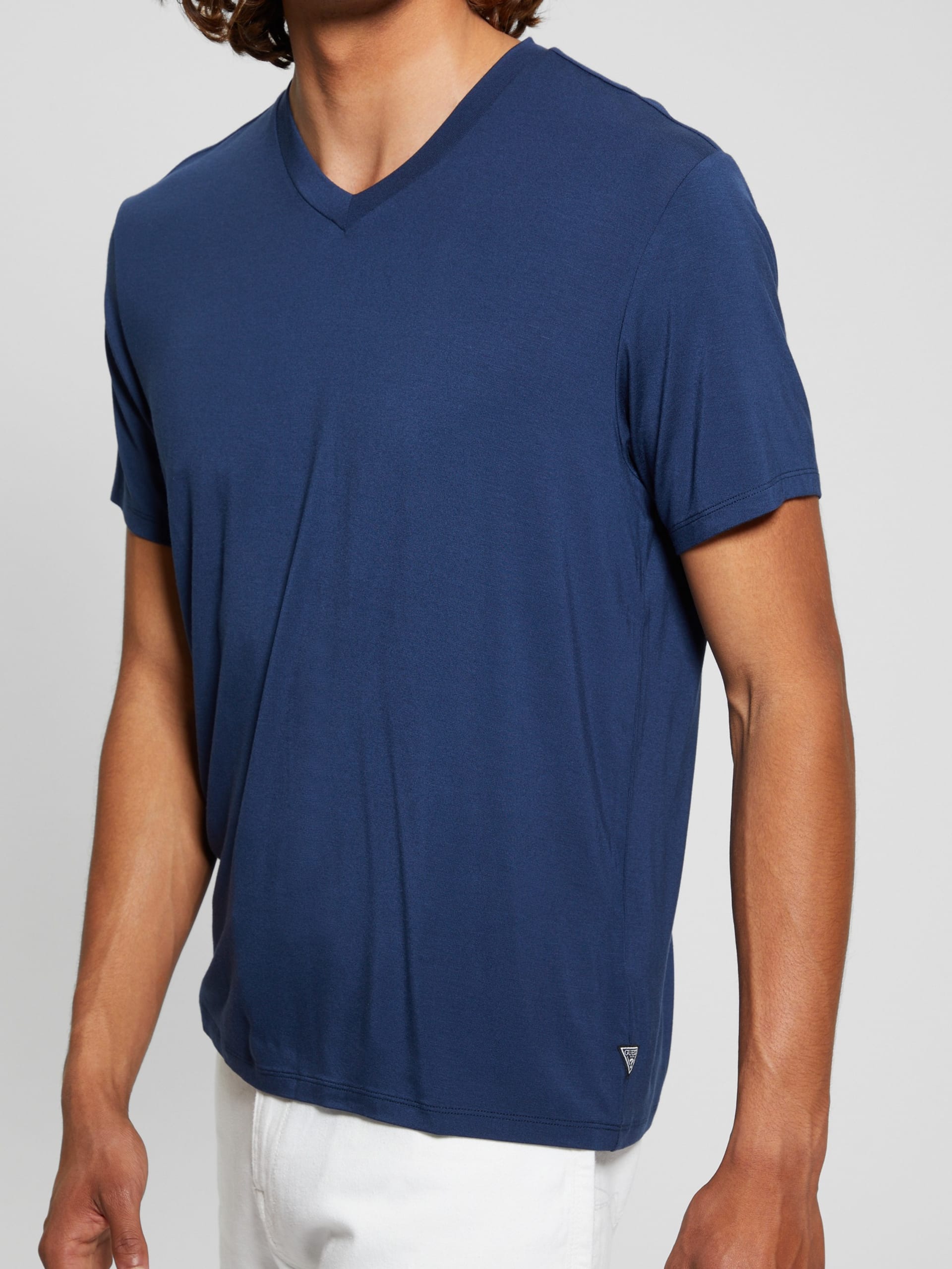 Camiseta de malha grossa com decote em V