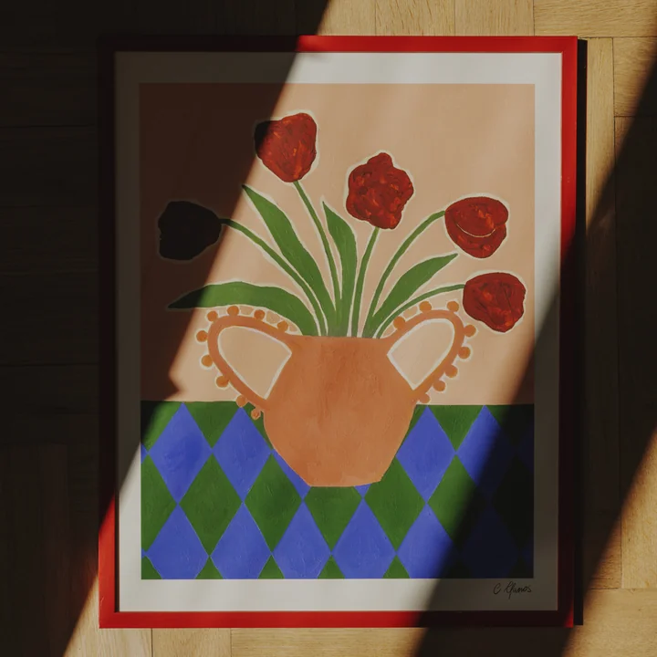 The Poster Club - Red Tulips von Carla Llanos, 30 x 40 cm