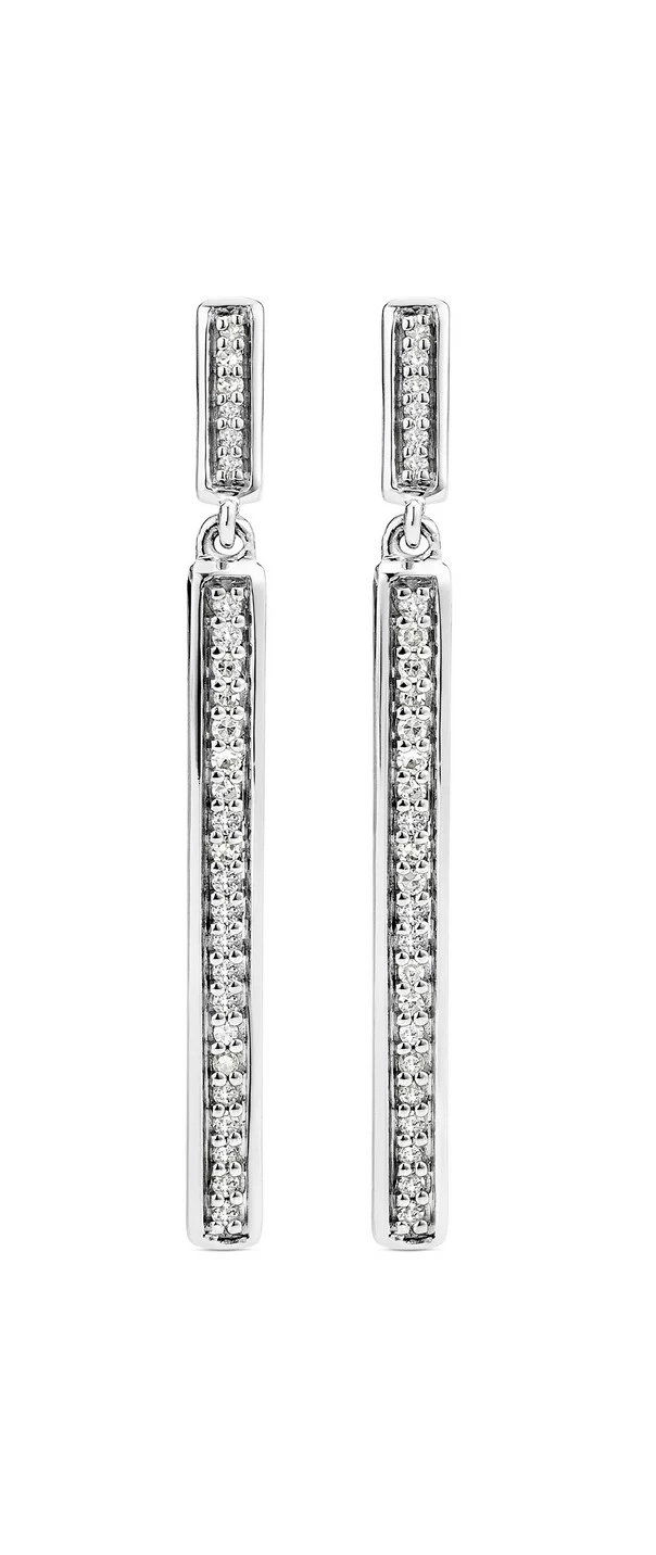 Schicke Ohrstecker mit 54 Diamanten