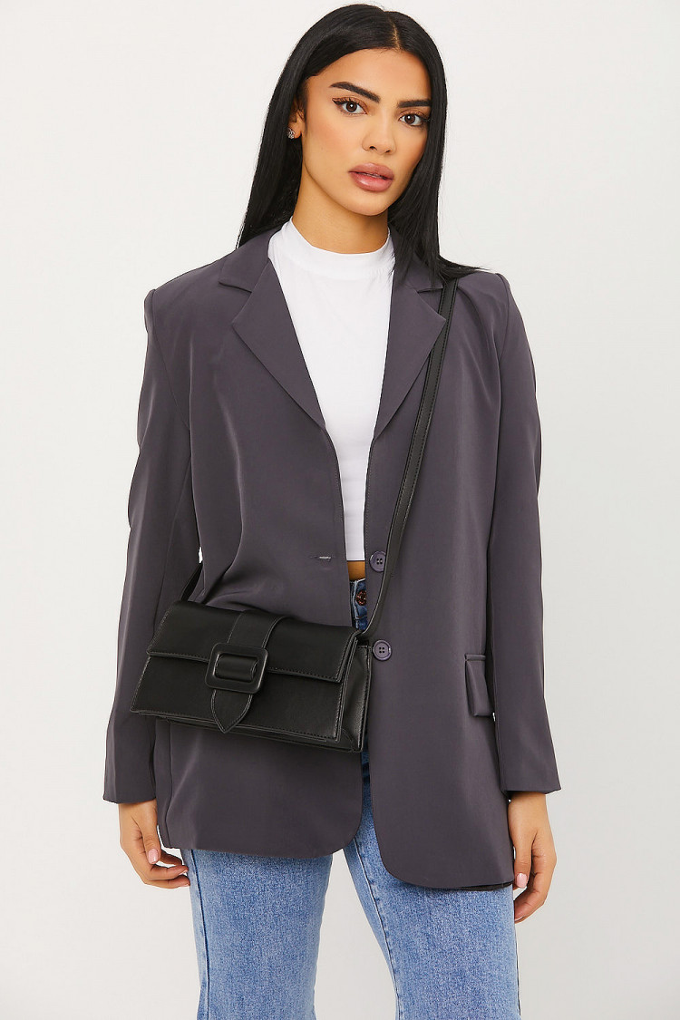 Sac à main noir à boucle ceinture