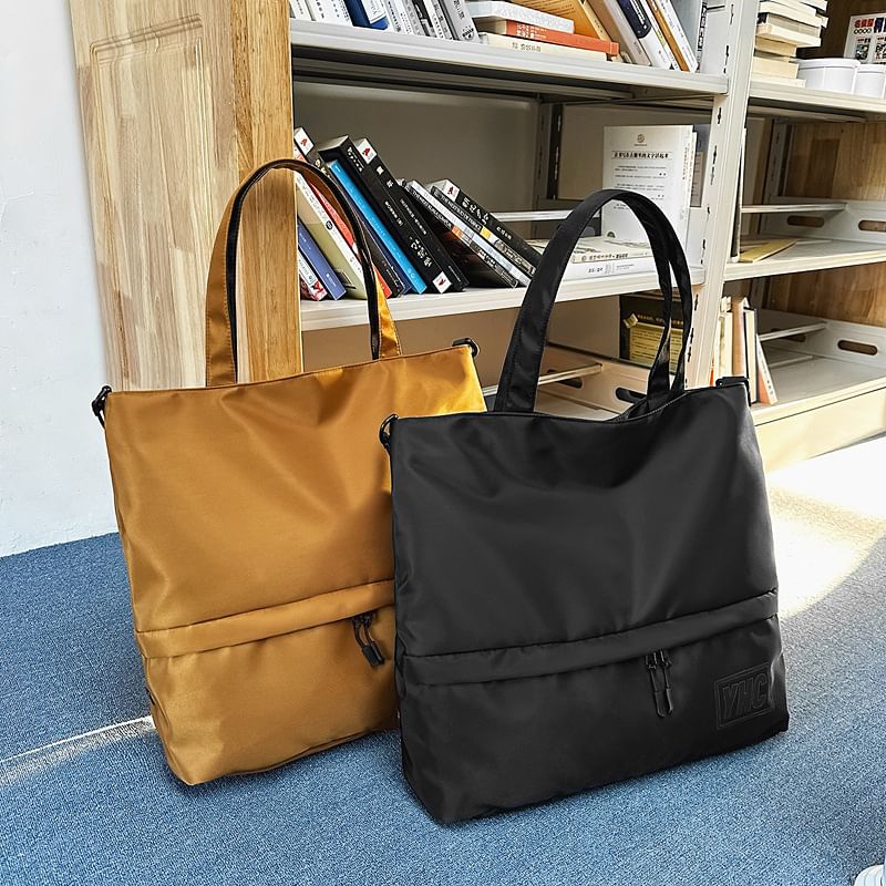 Hikuozy - Nylon Tote Bag met Letterprint