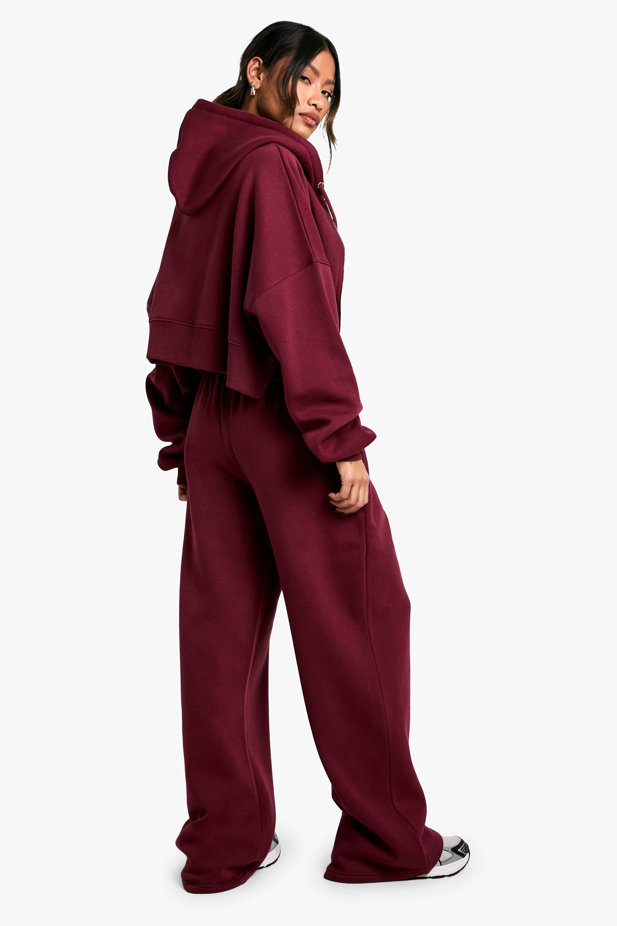 boohoo Survêtement à capuche 3 pièces avec haut à col en V côtelé