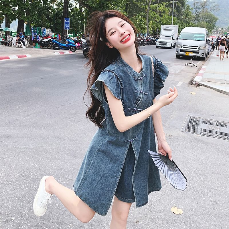 Ango - Set: Denim top met kapmouwen, kikkermotief en knopen + shorts