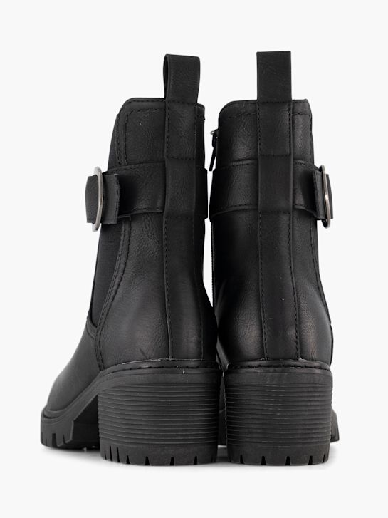 Claudia Ghizzani Chelsea boot
