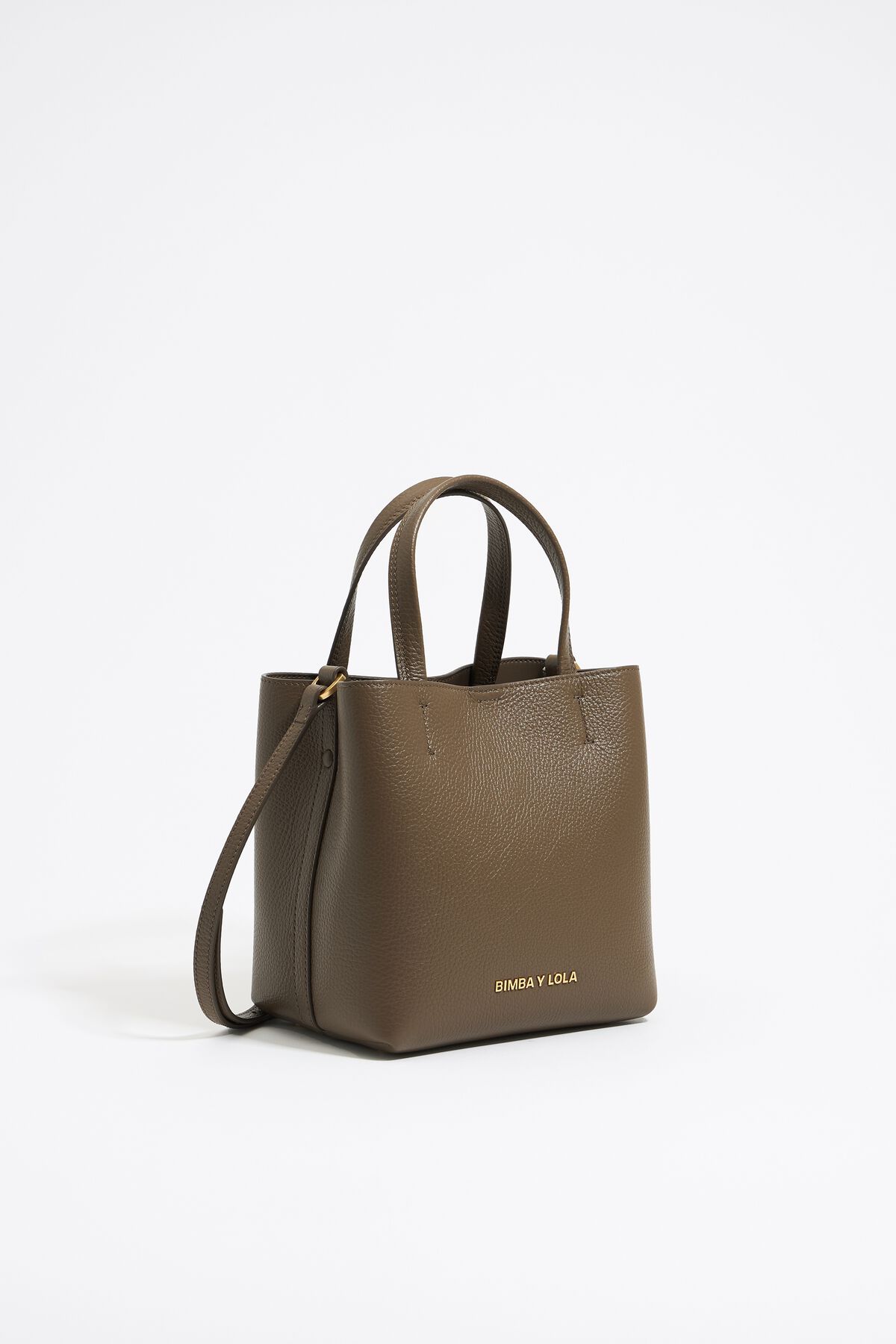 Bolsa pequena Chihuahua em couro taupe escuro.