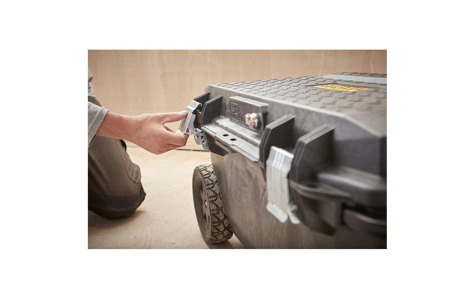 Werkzeugbox mit Rollen<br>113 Liter, IP54 Dichtigkeit