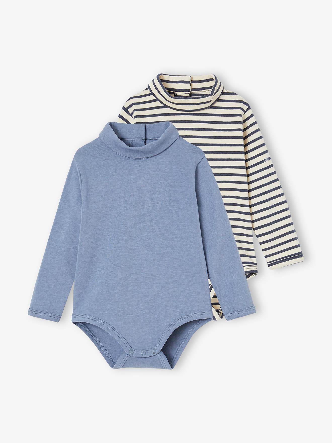 Conjunto com 2 bodies de bebê com gola alta, cor natural.