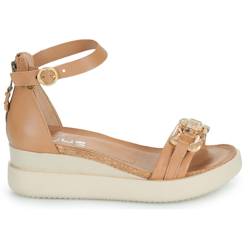 Mjus - TIPA - Camel