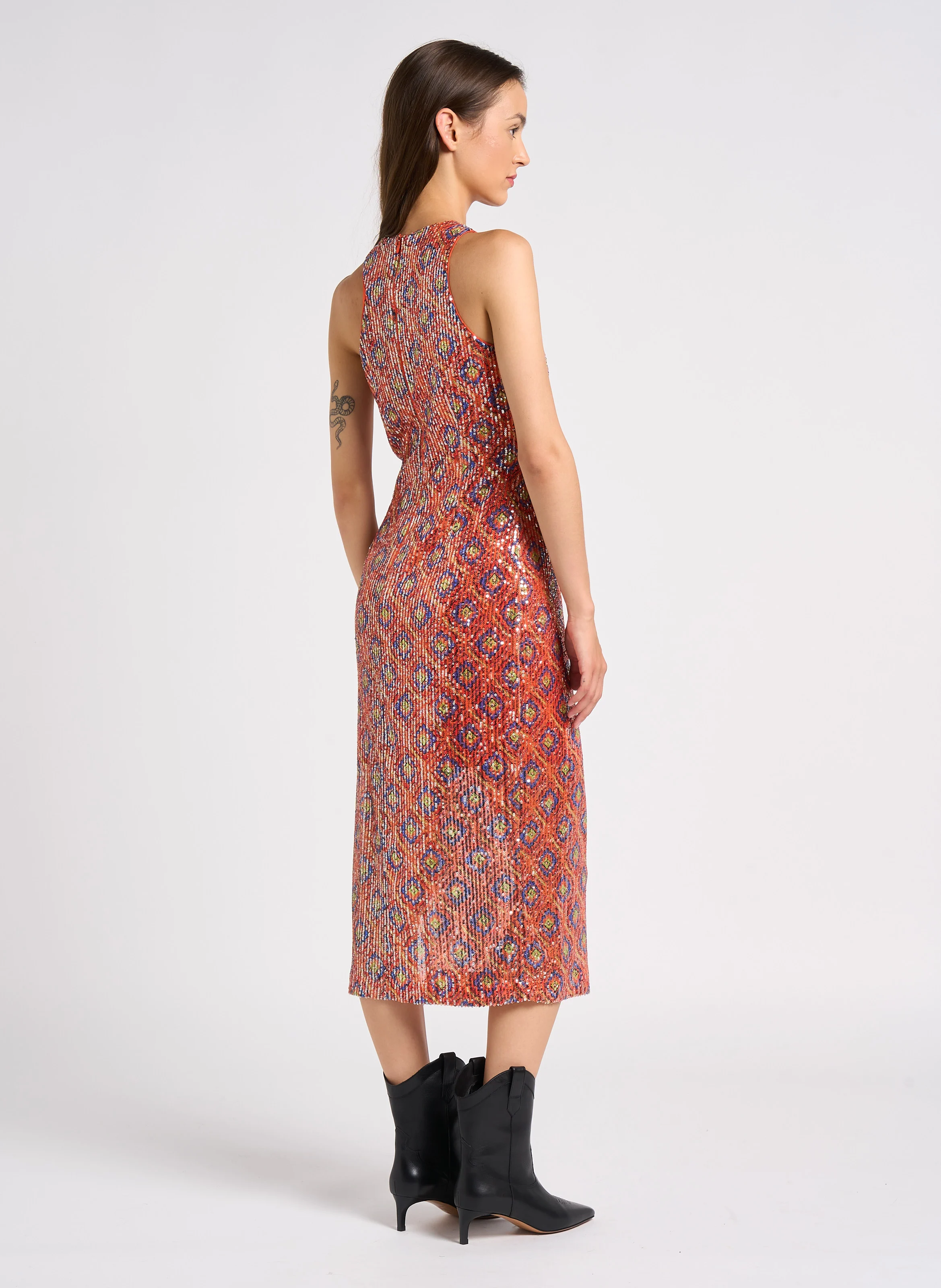 Robe midi droite col montant à sequins | Orange