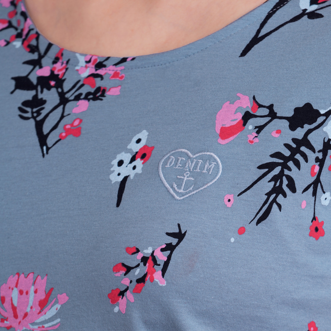 Gina Damen T-Shirt mit Blumen-Allover blau / schwarz / rosa