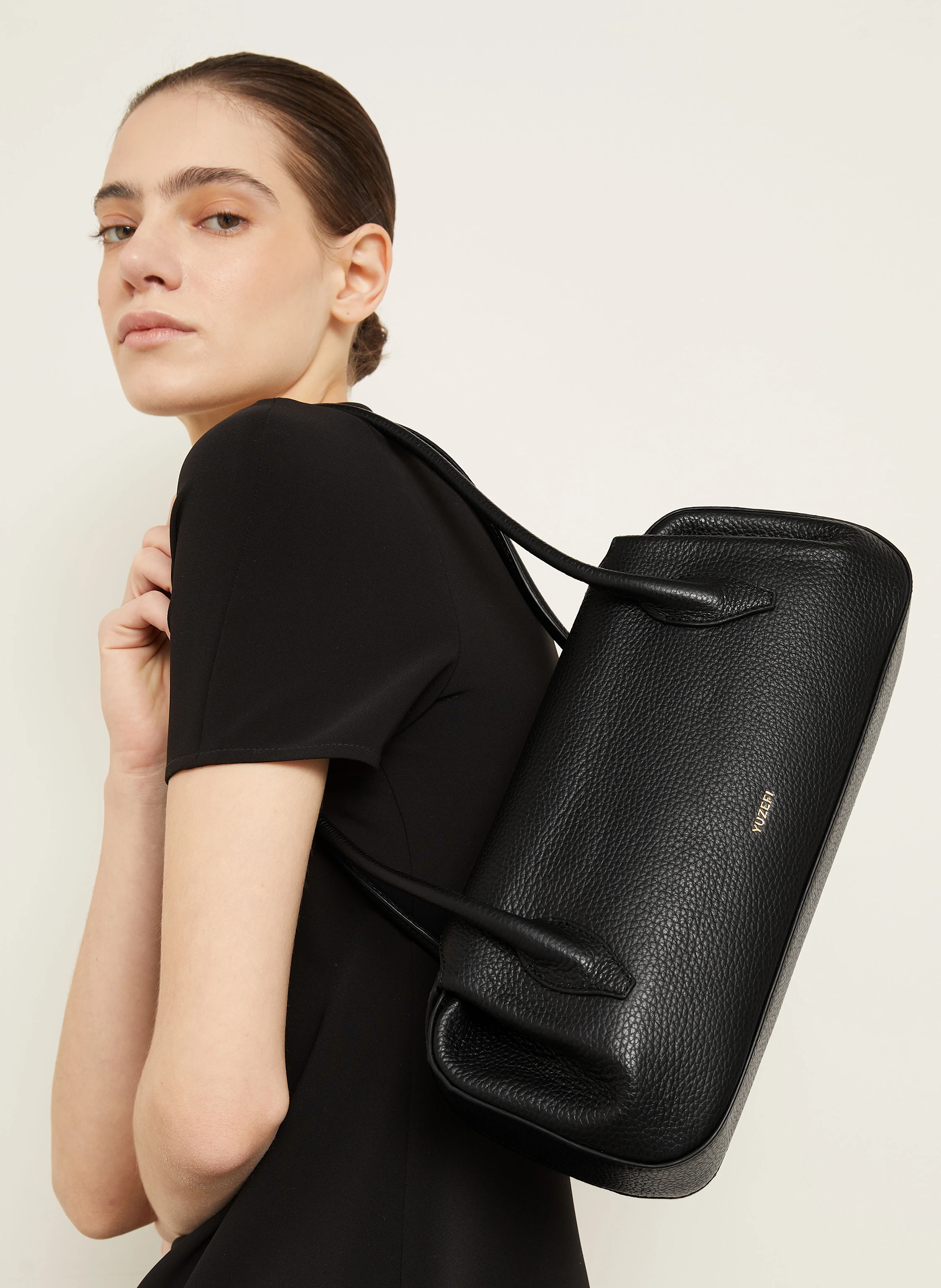YUZEFI Schultertasche OYSTER