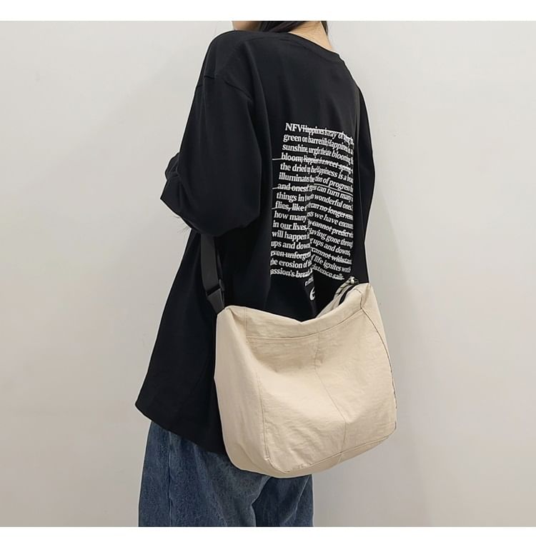 EAVALURE - Matching effen nylon crossbodytas voor koppels