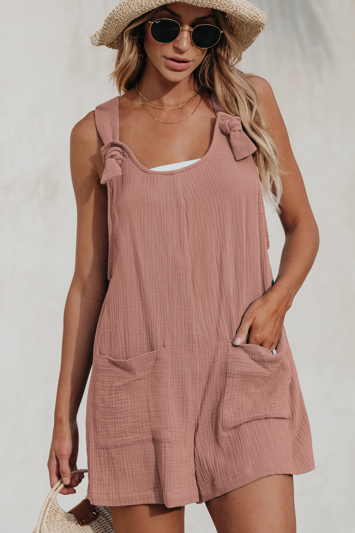 Combishort chasuble en pur coton sans manches à col scoop rose