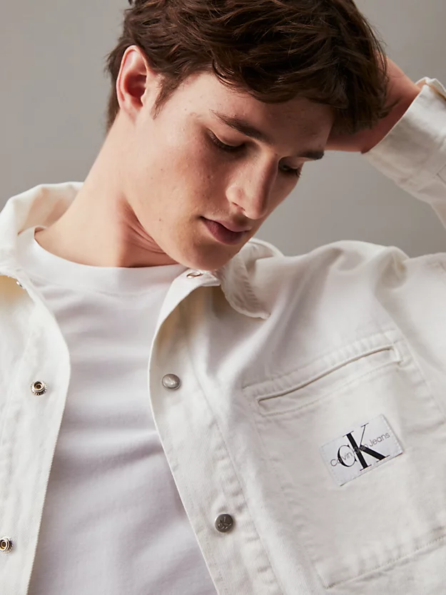 Camisa jeans de corte folgado