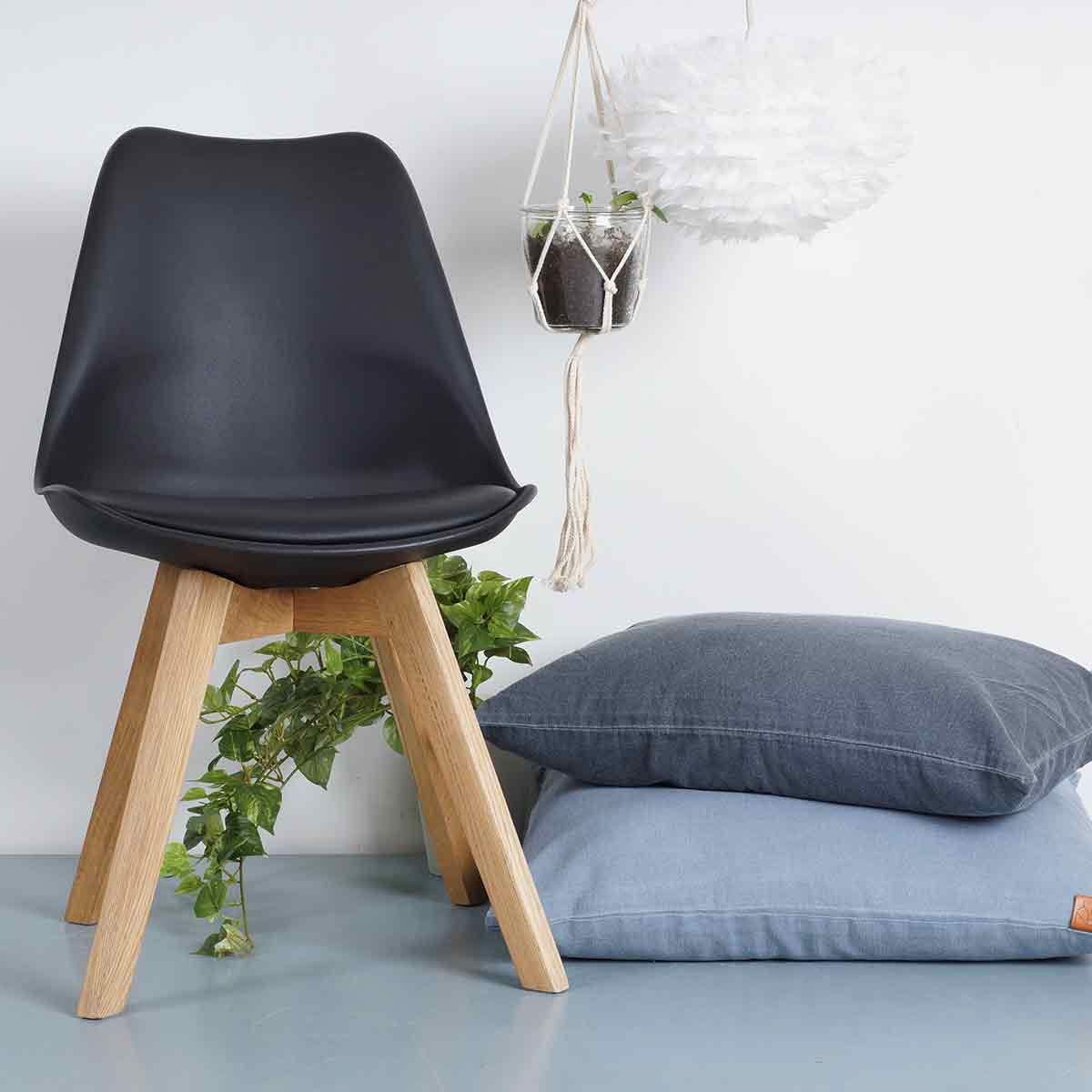 Eetkamerstoel Madera zwart - natural onderstel