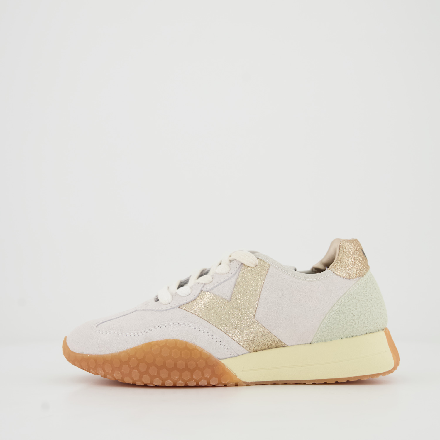 Keh-noo Sneaker