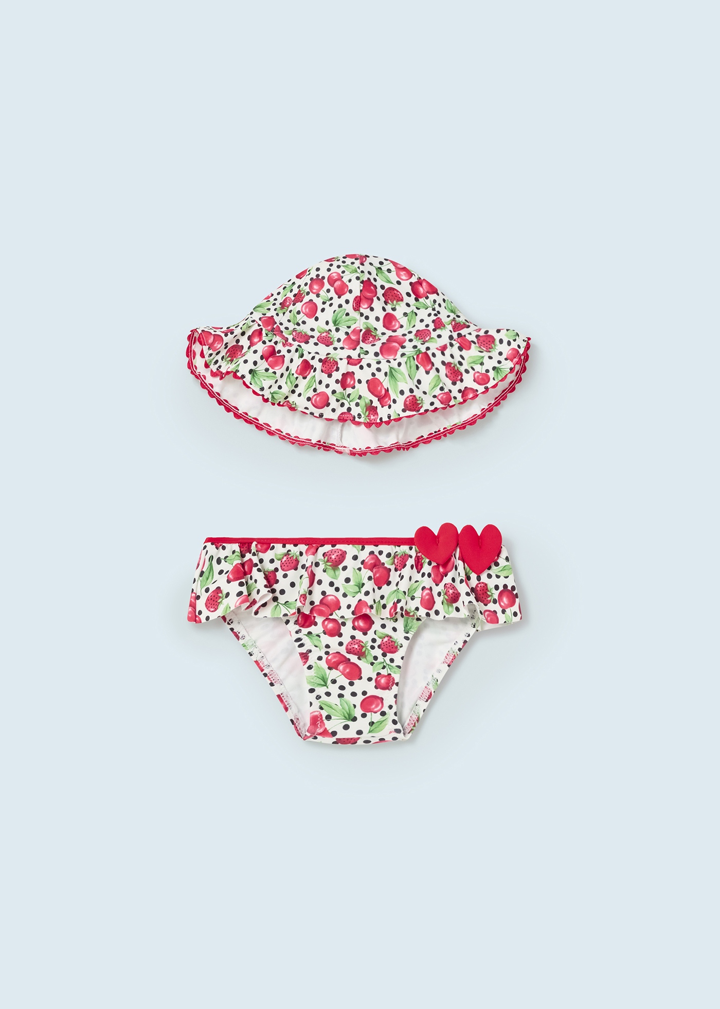 Conjunto de banho para bebê de 2 peças com touca e sunga.