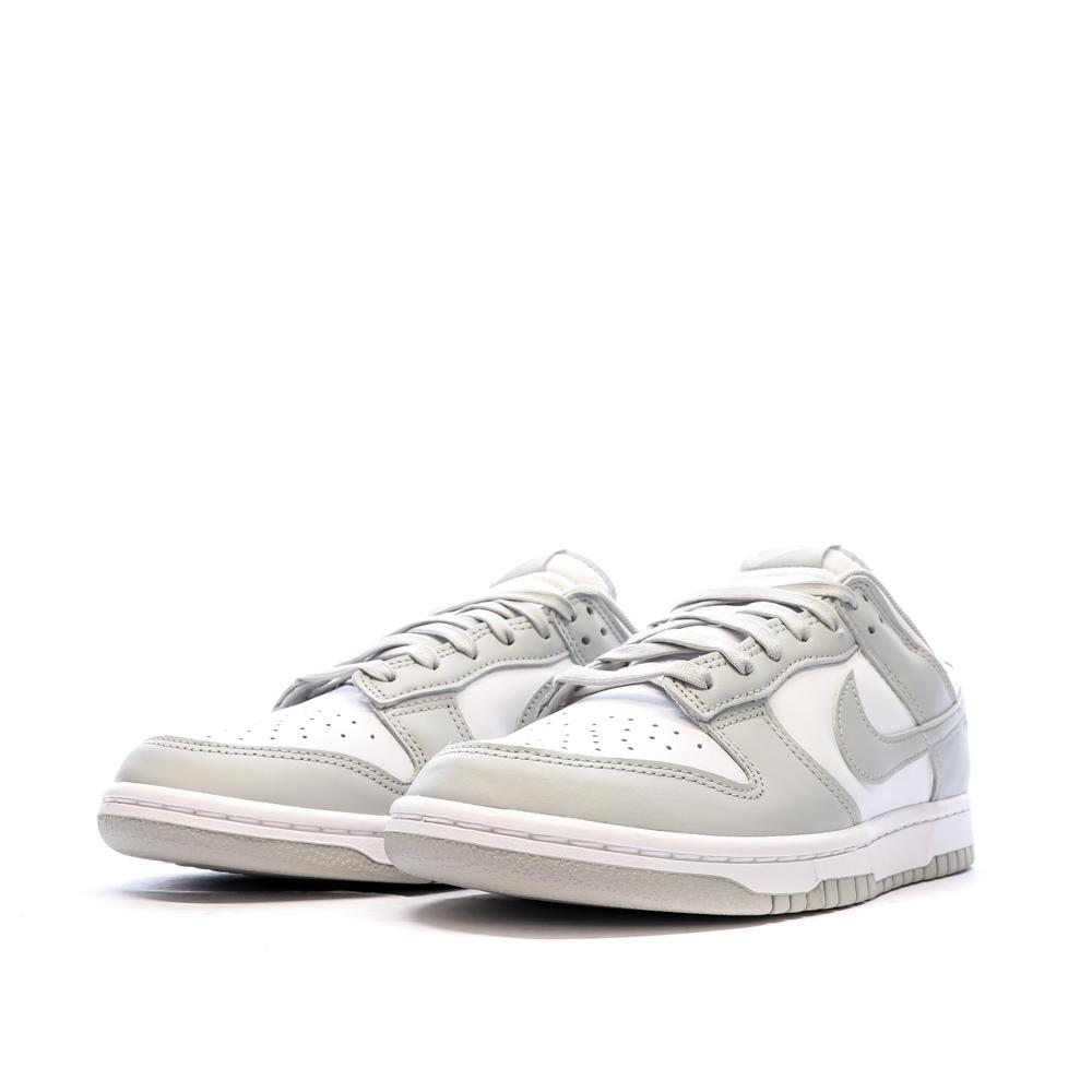 Nike Baskets Blanches/Grises Homme Nike Dunk Low Retro