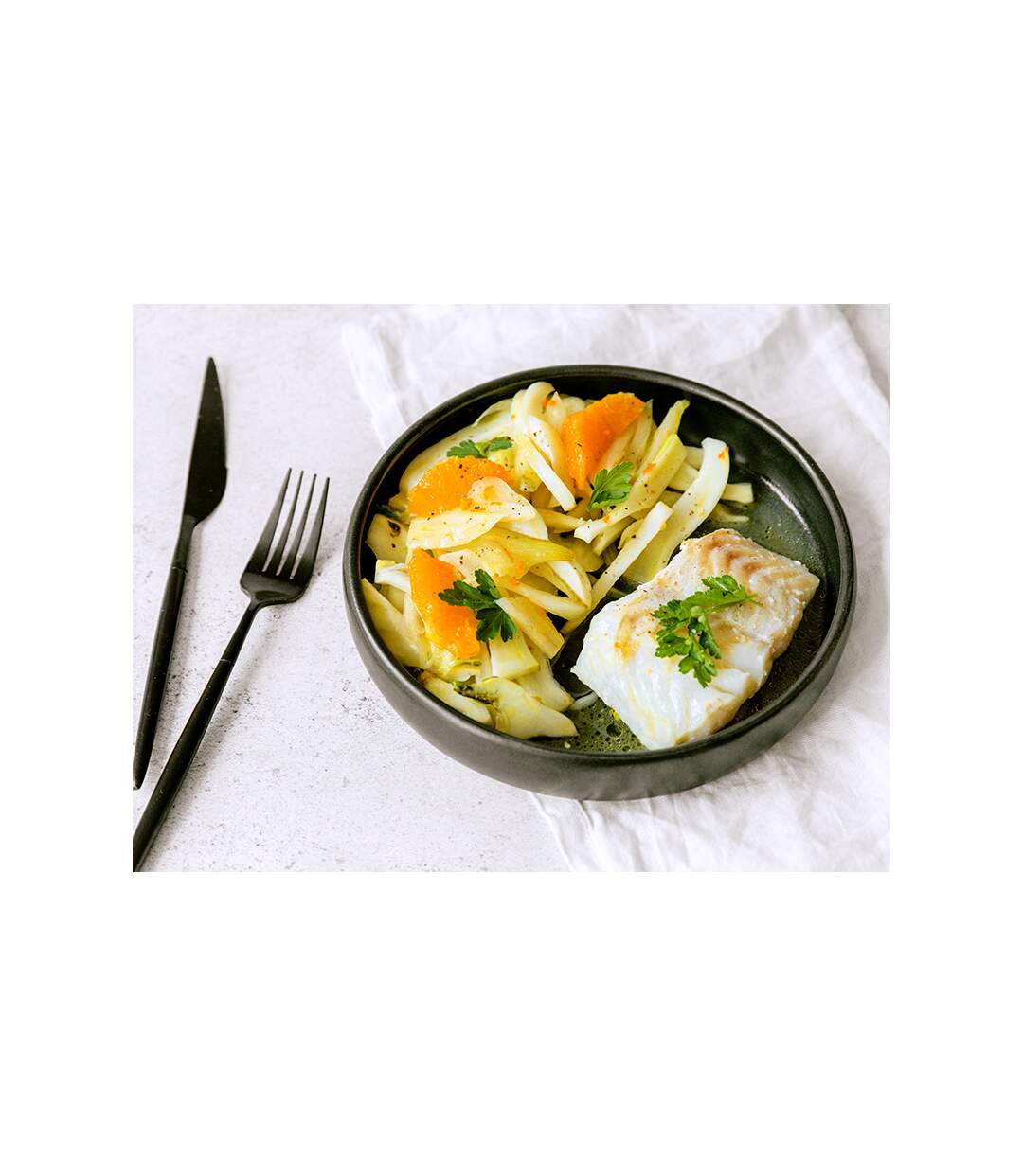 Panier à cuisiner Recettes et Cabas pour 4 personnes avec 3 délicieuses recettes et une option gourmande au choix - SMARTBOX - Coffret Cadeau Gastronomie
