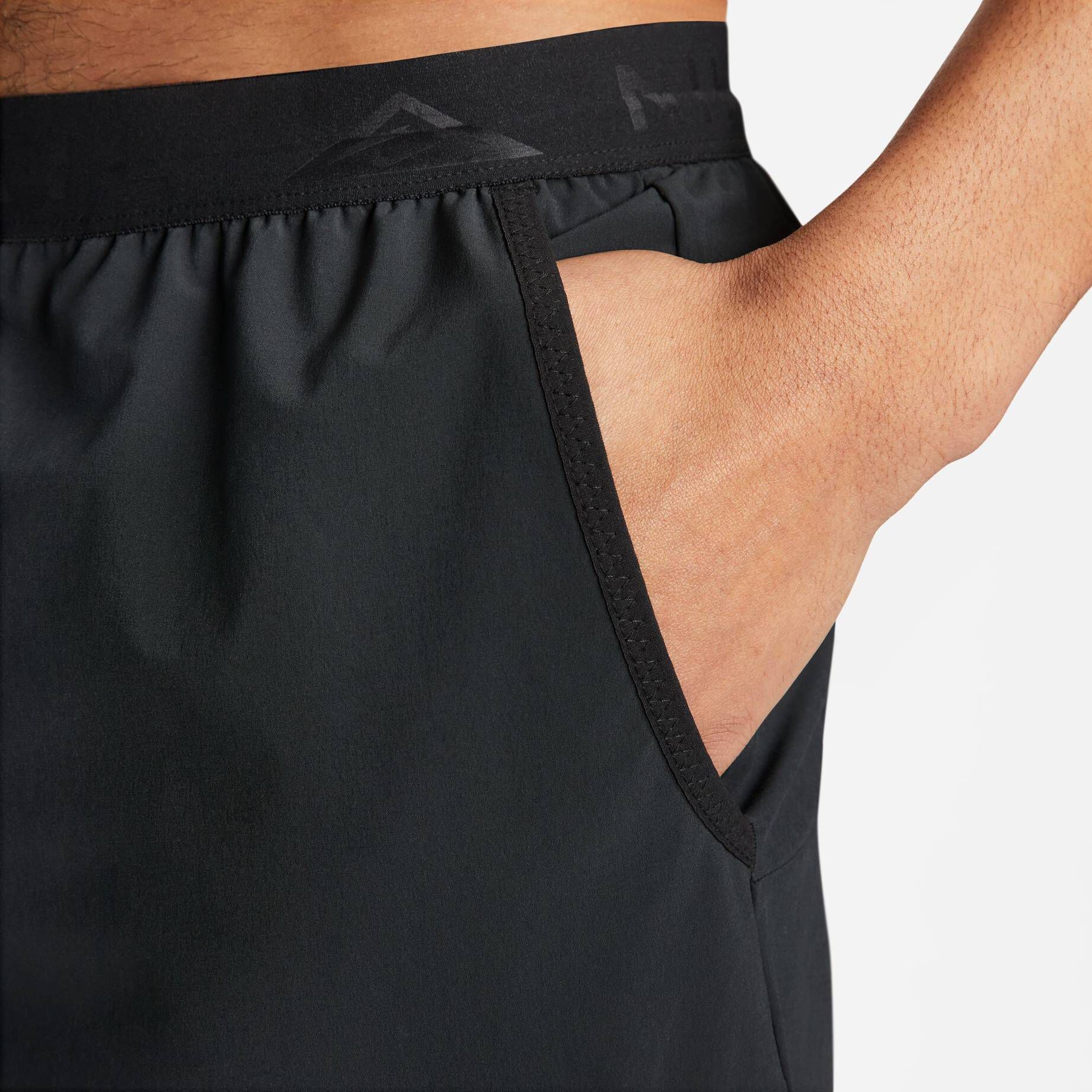 Nike| Herren Laufhose TRAIL DAWN