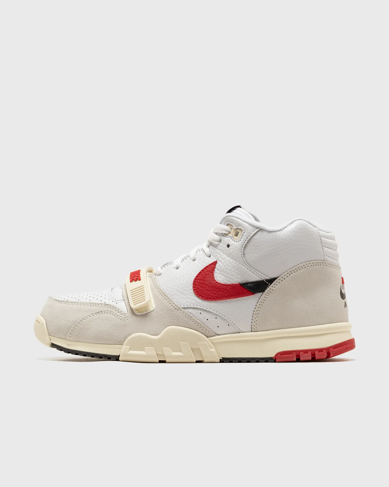 Nike AIR TRAINER 1