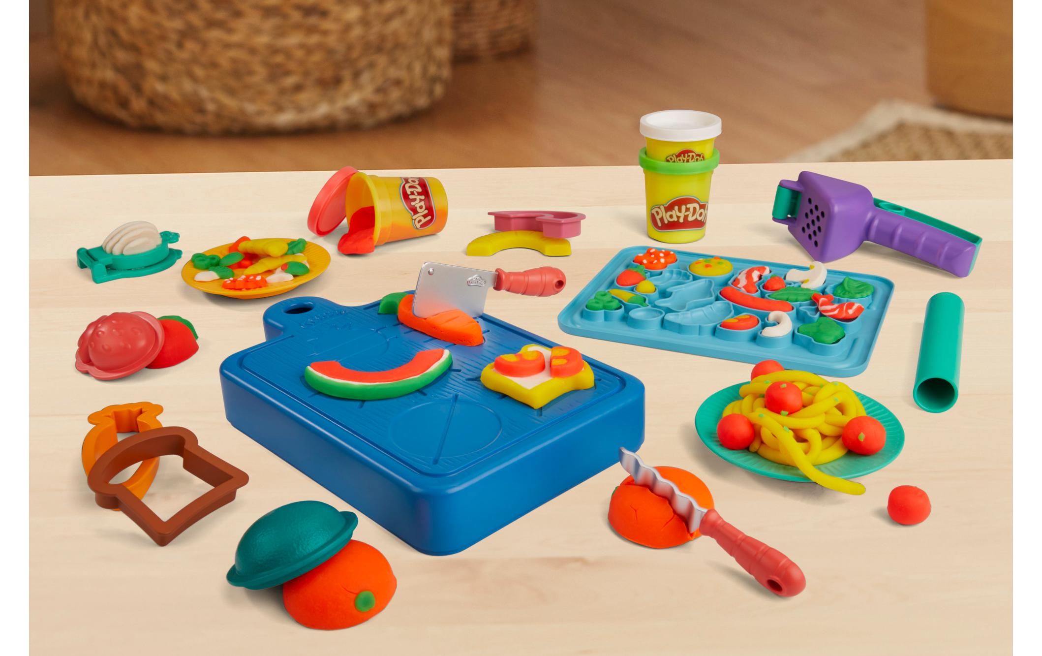 Knetspielzeug Kleiner Chefkoch Starter-SetSet mit 14 Küchen-Accessoires