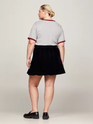 Minissaia plissada de veludo e jeans da Curve