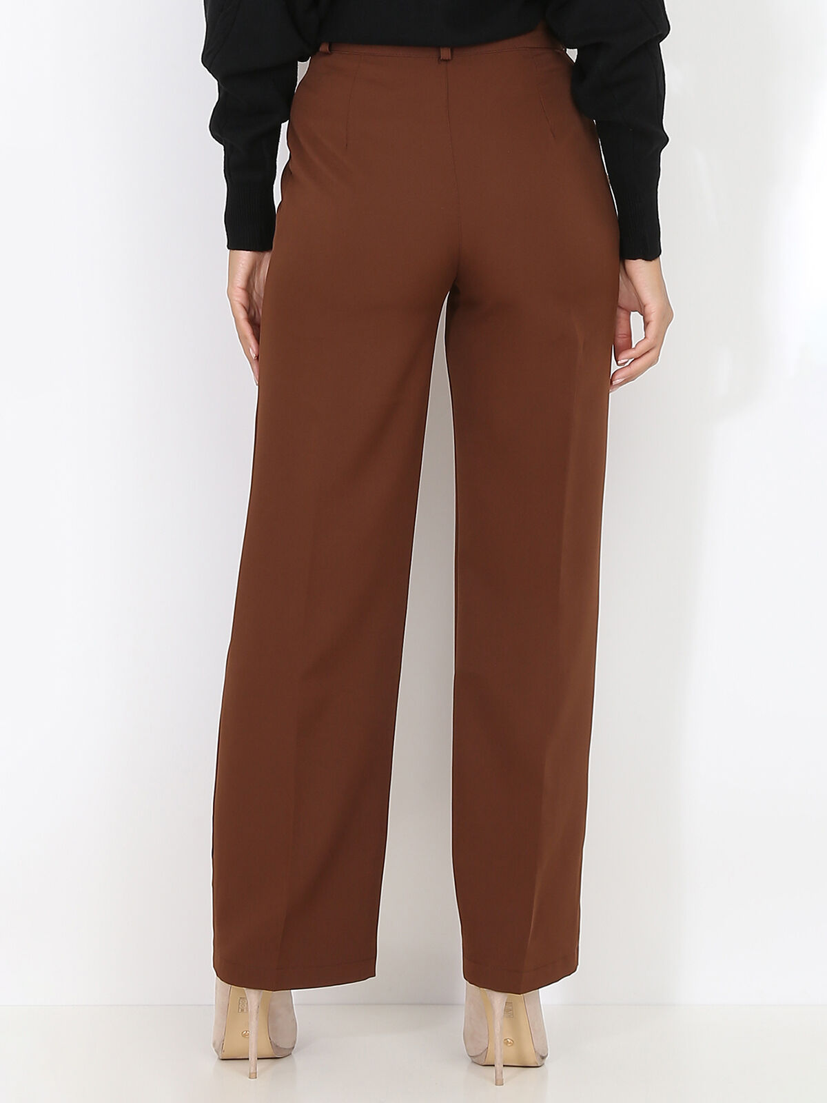 Pantalon de costume large à plis- Marron
