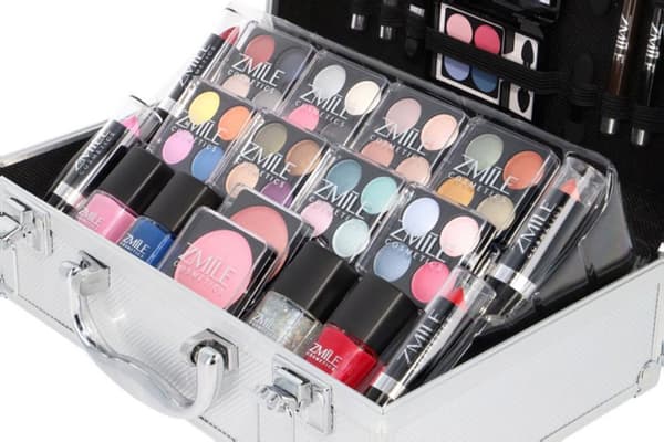 Zmile Cosmetics Makeup Box Everybody's Darling Vegan