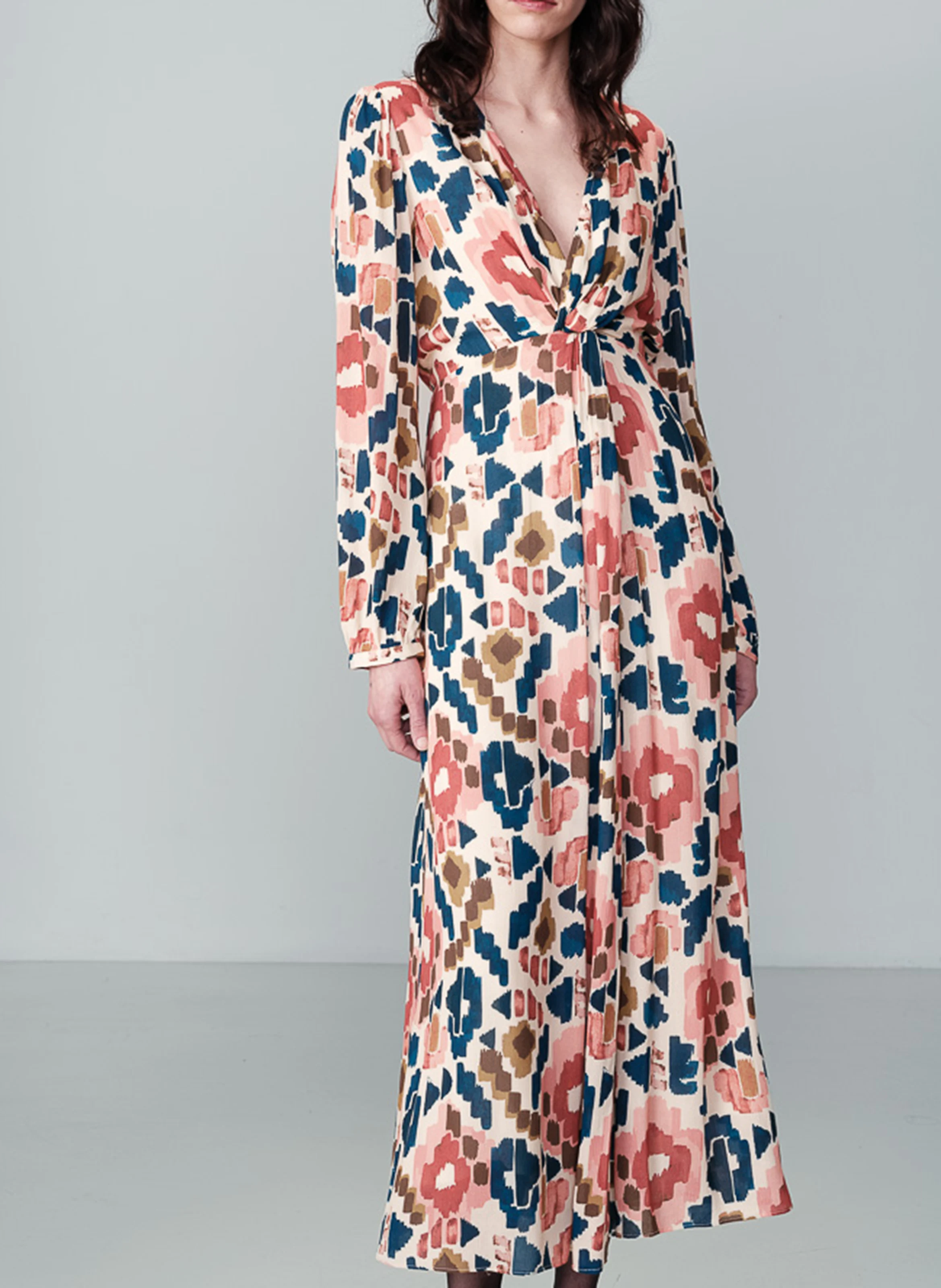NOUR - Robe longue droite imprimée | Beige