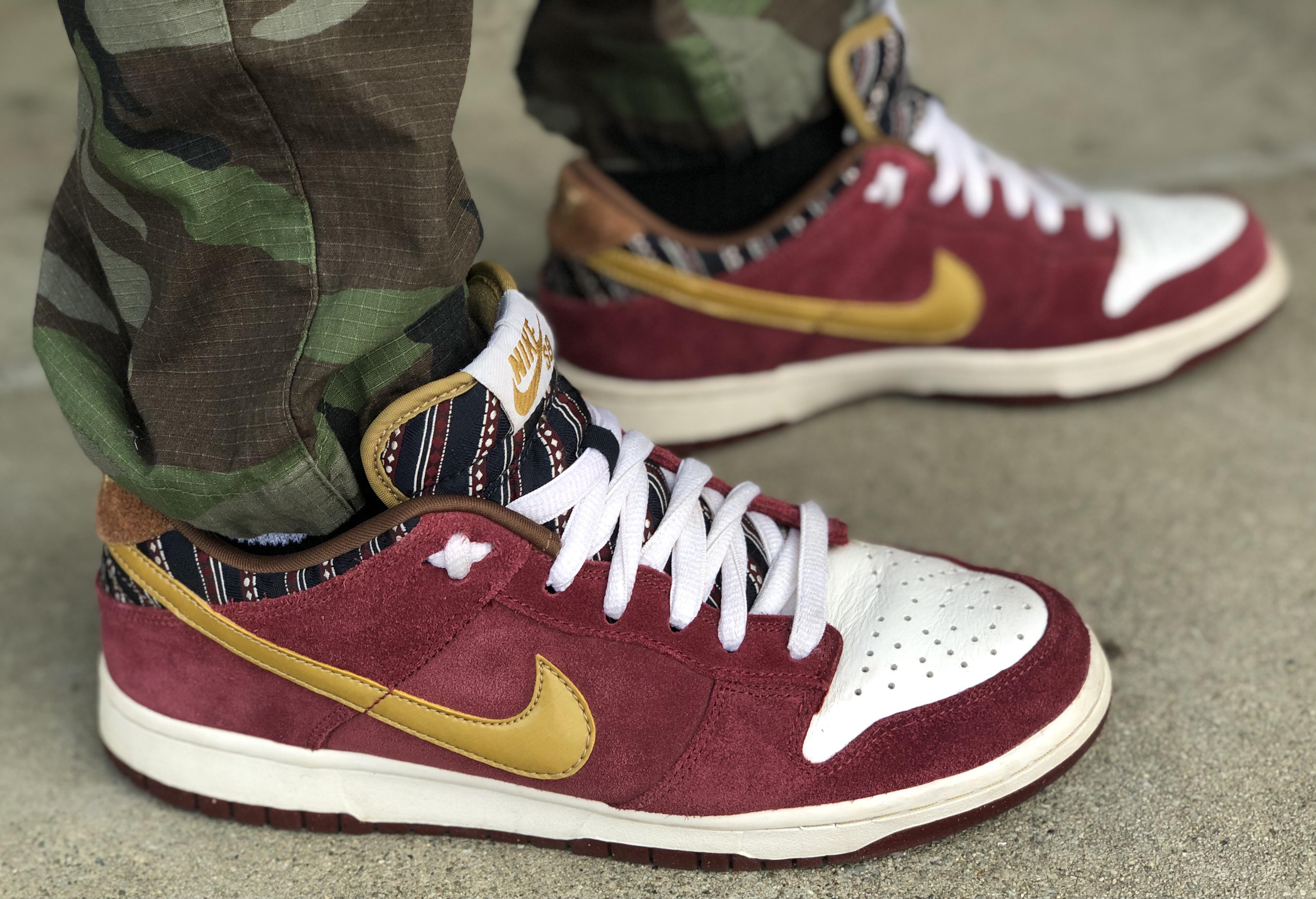 Nike SB Dunk Low Anchorman