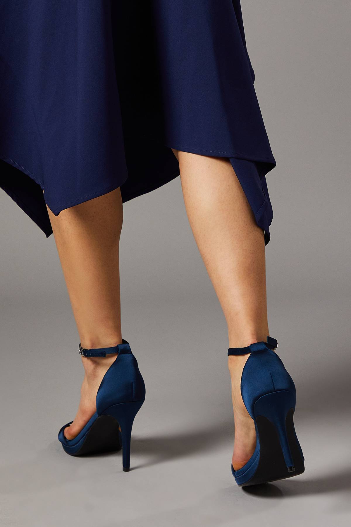 Coast Sandales à Talons Hauts Talia Satin avec Plateforme