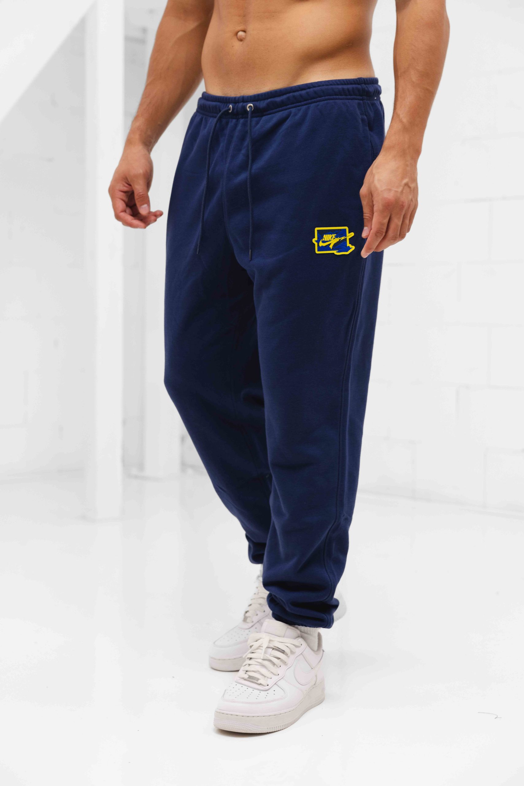 Nike Club Cuffed Trainingsbroek heren Donkerblauw
