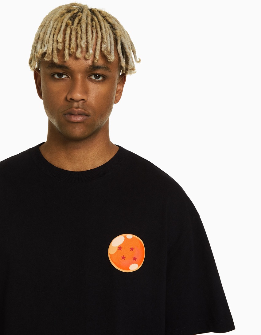 Camiseta Dragon Ball de manga curta com modelagem quadrada