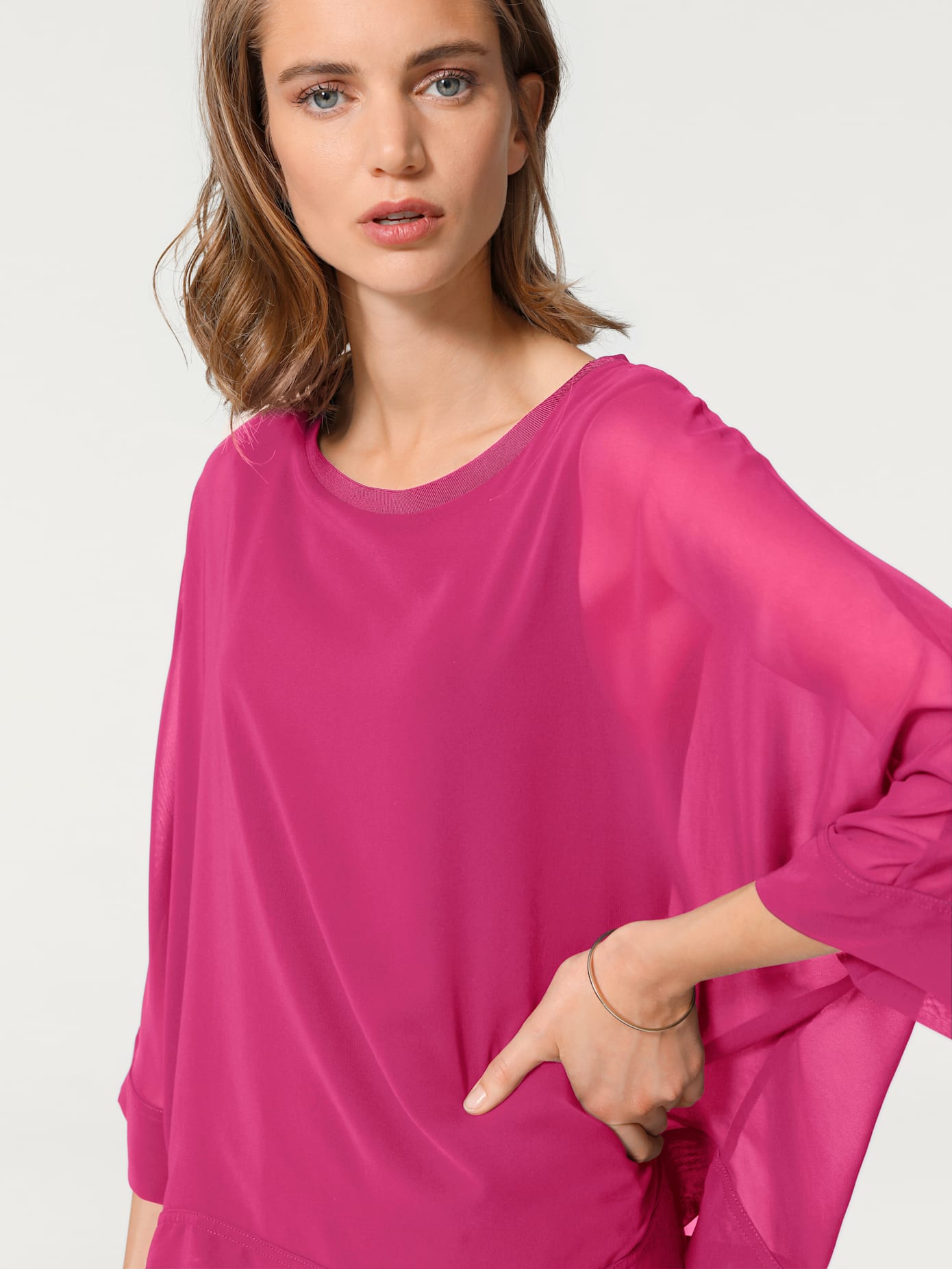 T-shirt look ample tendance