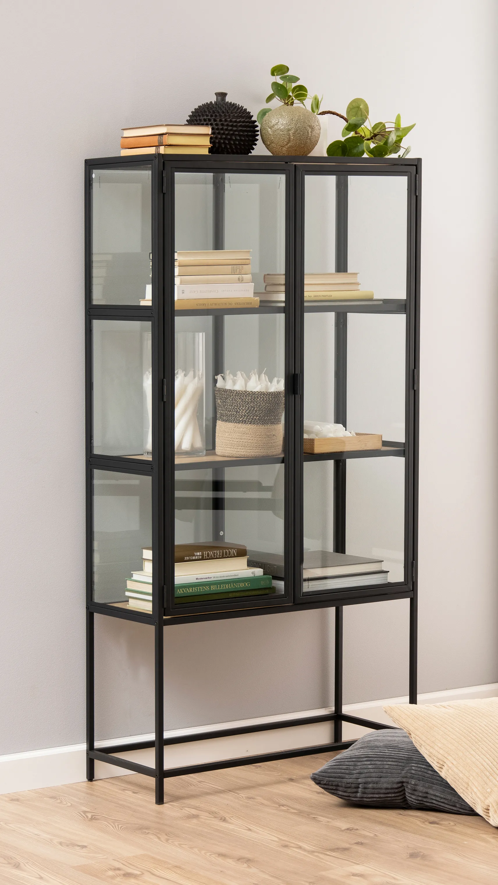 CASA Living Seaford Vitrine