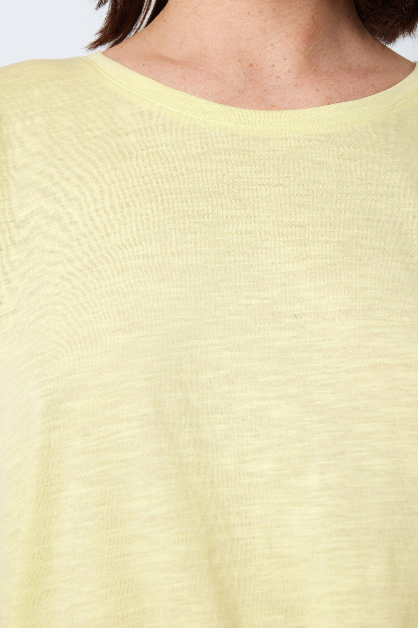 Camiseta de manga comprida e camiseta de manga curta