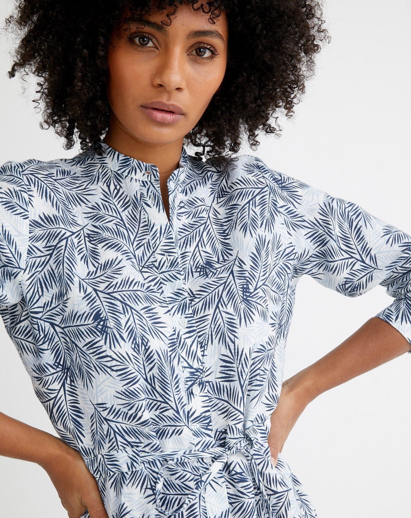 Cyrillus Robe chemise 100% Lin imprimée Palms bleue