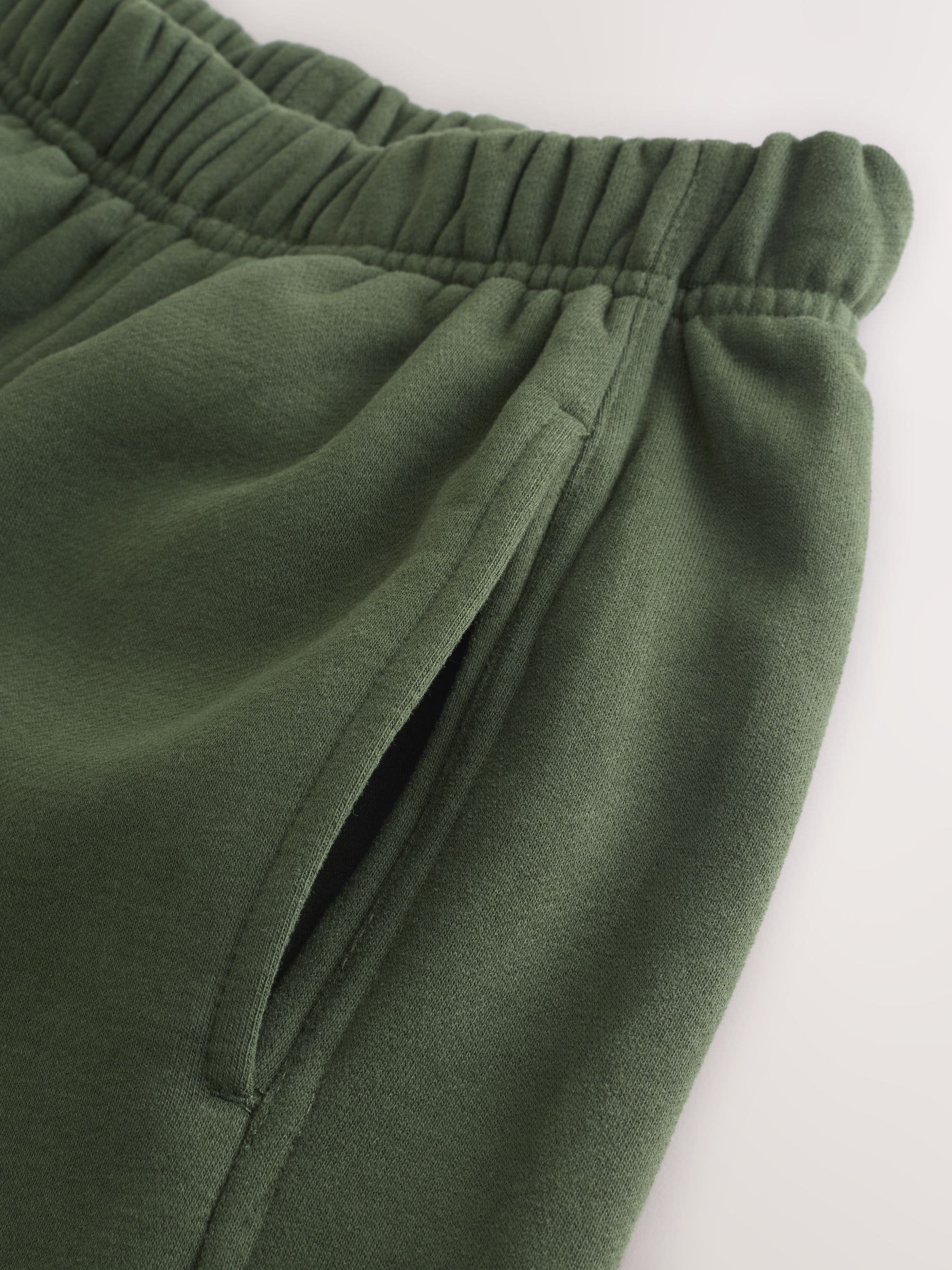 Kakigroen - Superzachte Peached Essentials Cocoon joggingbroeken met barrel pijpen