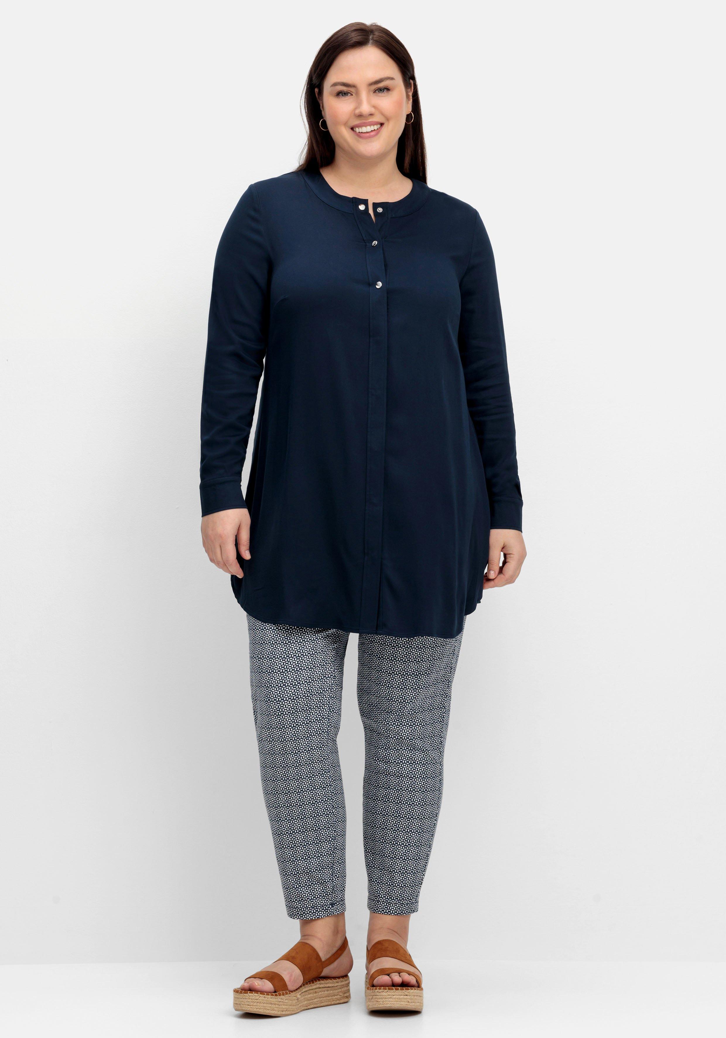 Bluse mit Druckknöpfen und Rundhalsausschnitt