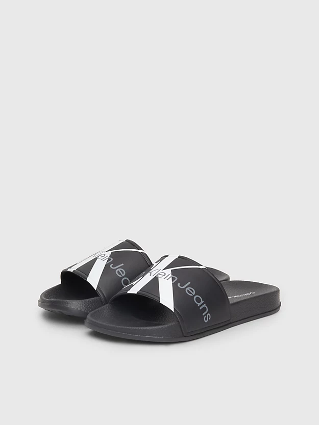 Pantufas infantis com logotipo