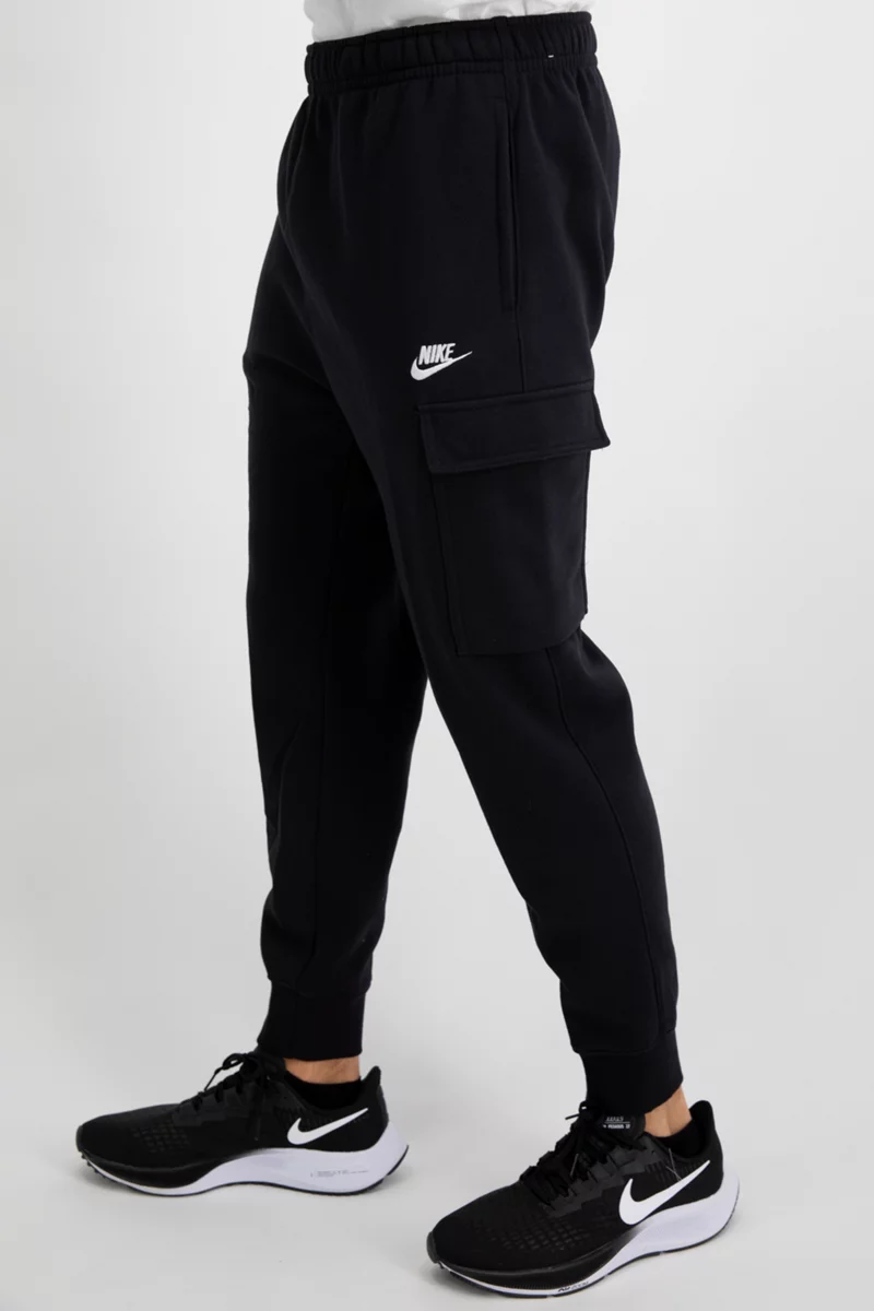 Nike Sportswear Club Fleece Herren Trainerhose
