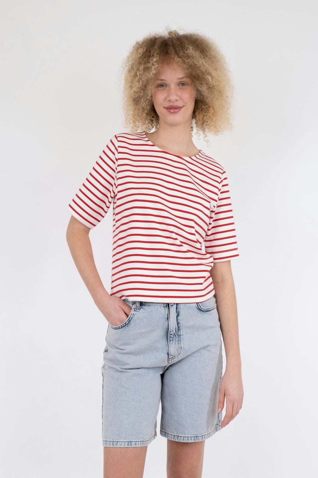 Neo Noir Soanie Stripe Tee red