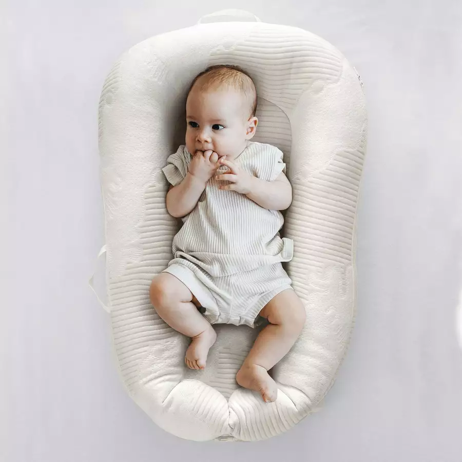 hibboux® Matratze Coccoon Baby Bed Weiß