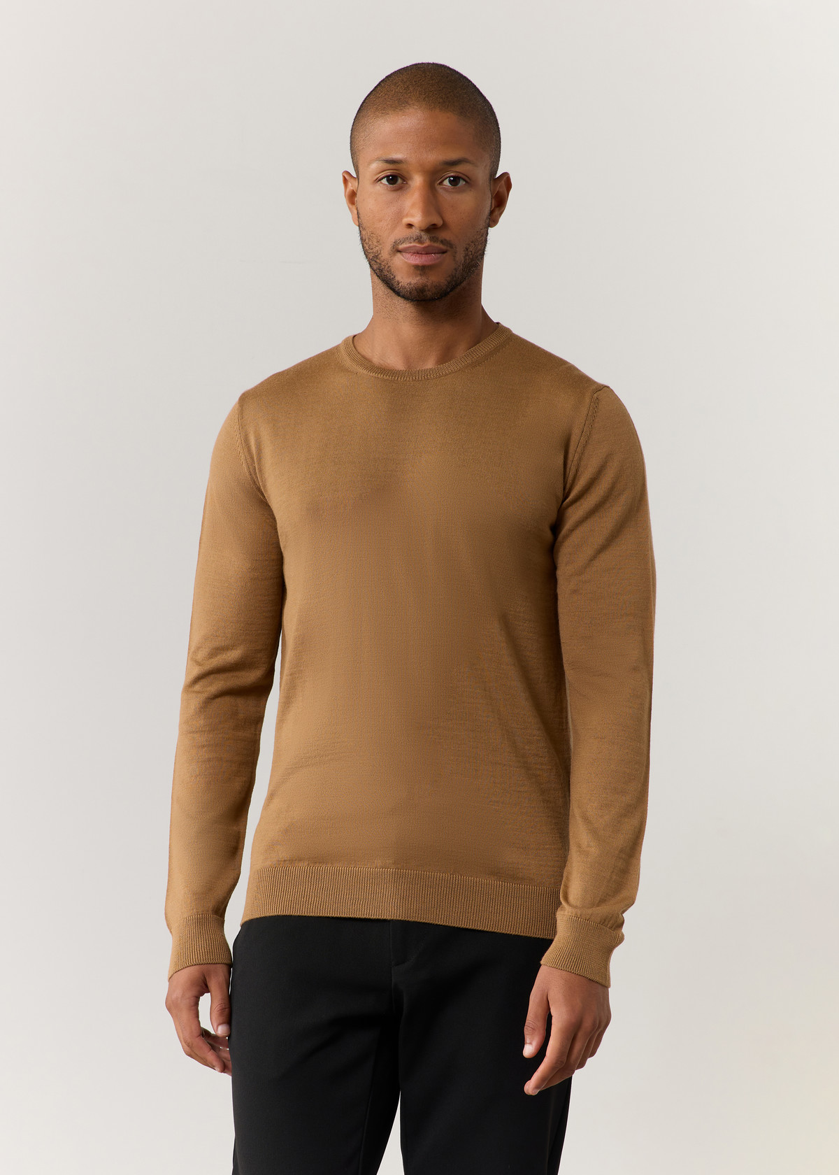 Pull col rond en laine Mérinos mélangée unie cognac