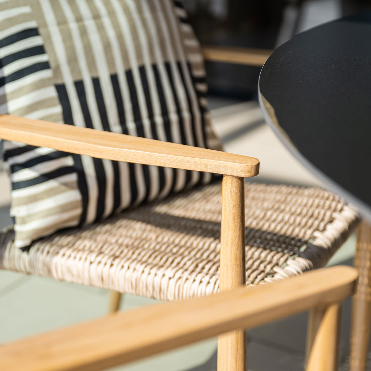 Richmond dining fauteuil -l. teak look-natural-merino sand