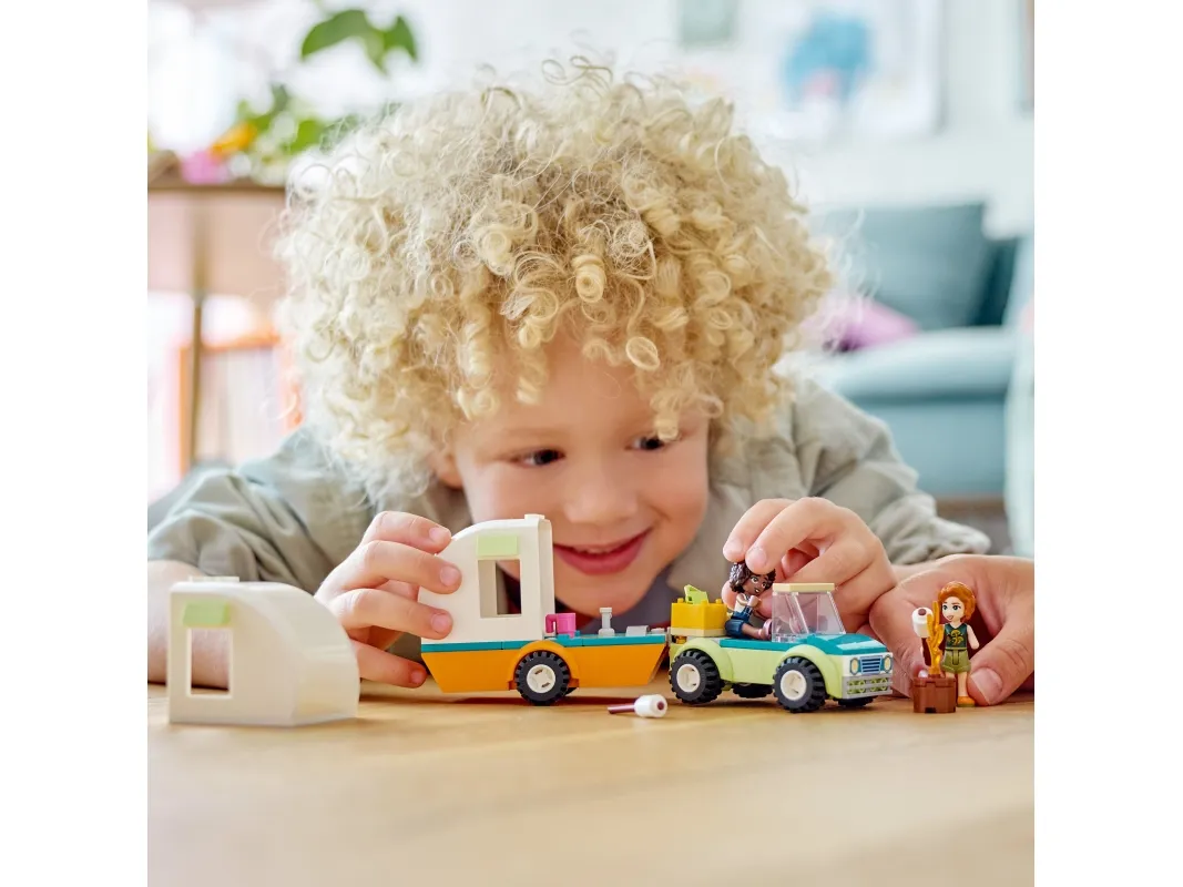 LEGO Friends 41726 Ferietur med campingvogn